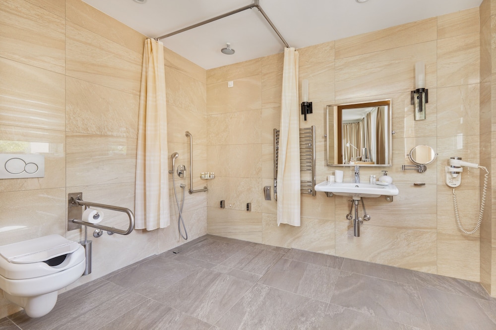 Crowne Plaza Budva by IHG — Hotel rooms in Budva, Budva Municipality