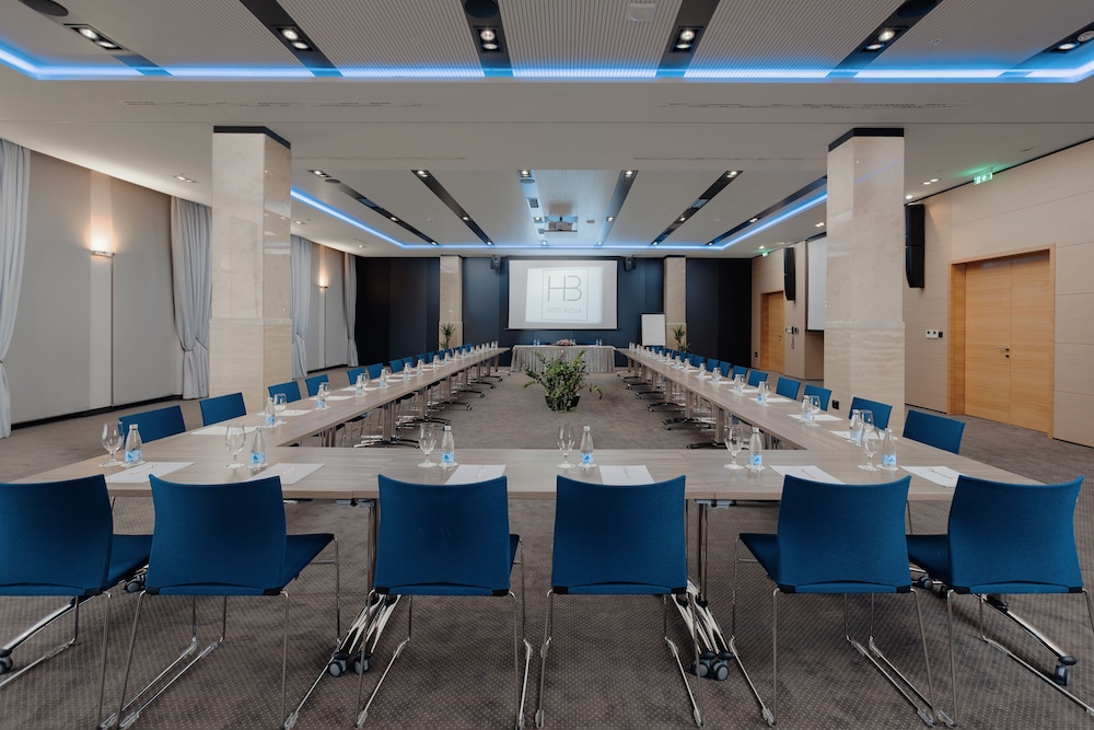 Crowne Plaza Budva by IHG — Hotel building in Budva, Budva Municipality