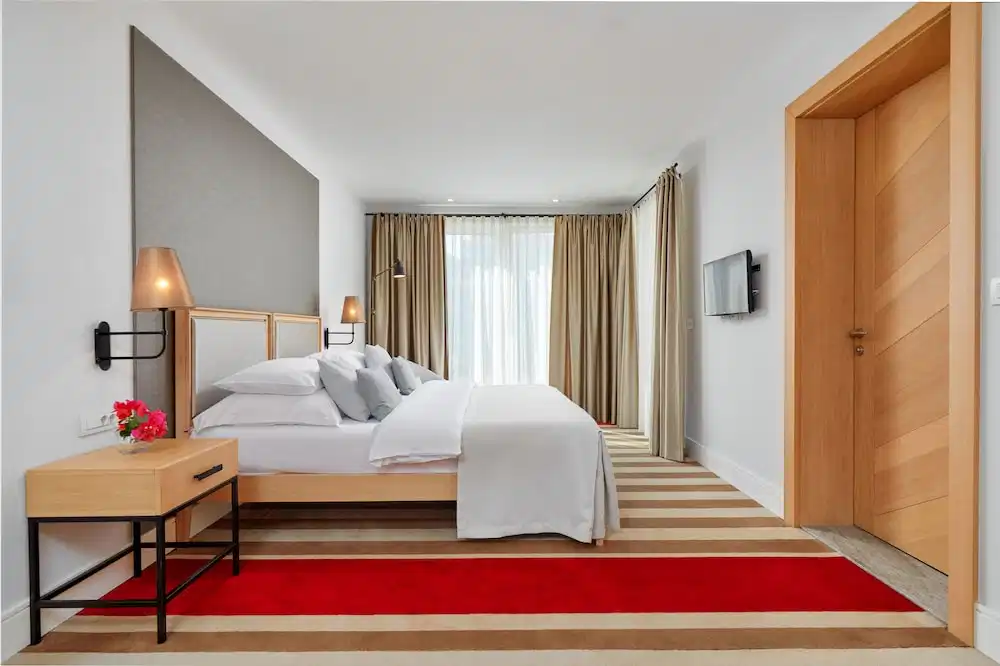 Crowne Plaza Budva by IHG — Hotel rooms in Budva, Budva Municipality