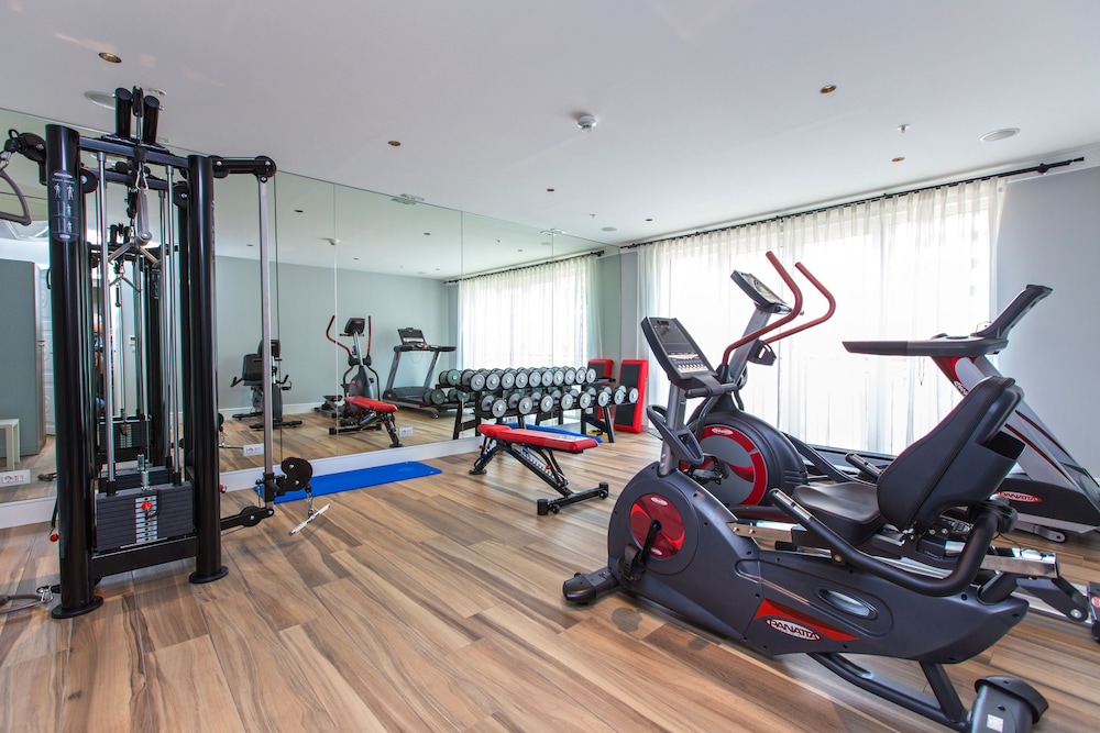 Crowne Plaza Budva by IHG — Sports & recreation in Budva, Budva Municipality
