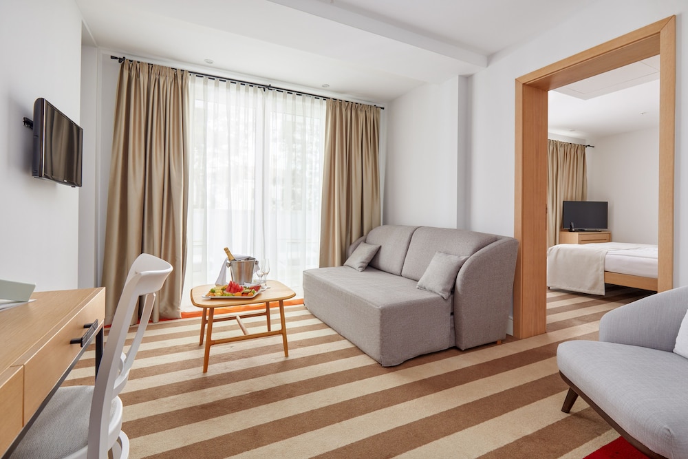 Crowne Plaza Budva by IHG — Hotel rooms in Budva, Budva Municipality