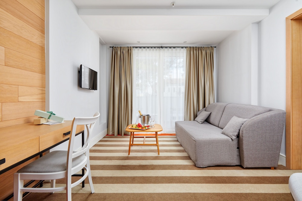 Crowne Plaza Budva by IHG — Hotel rooms in Budva, Budva Municipality