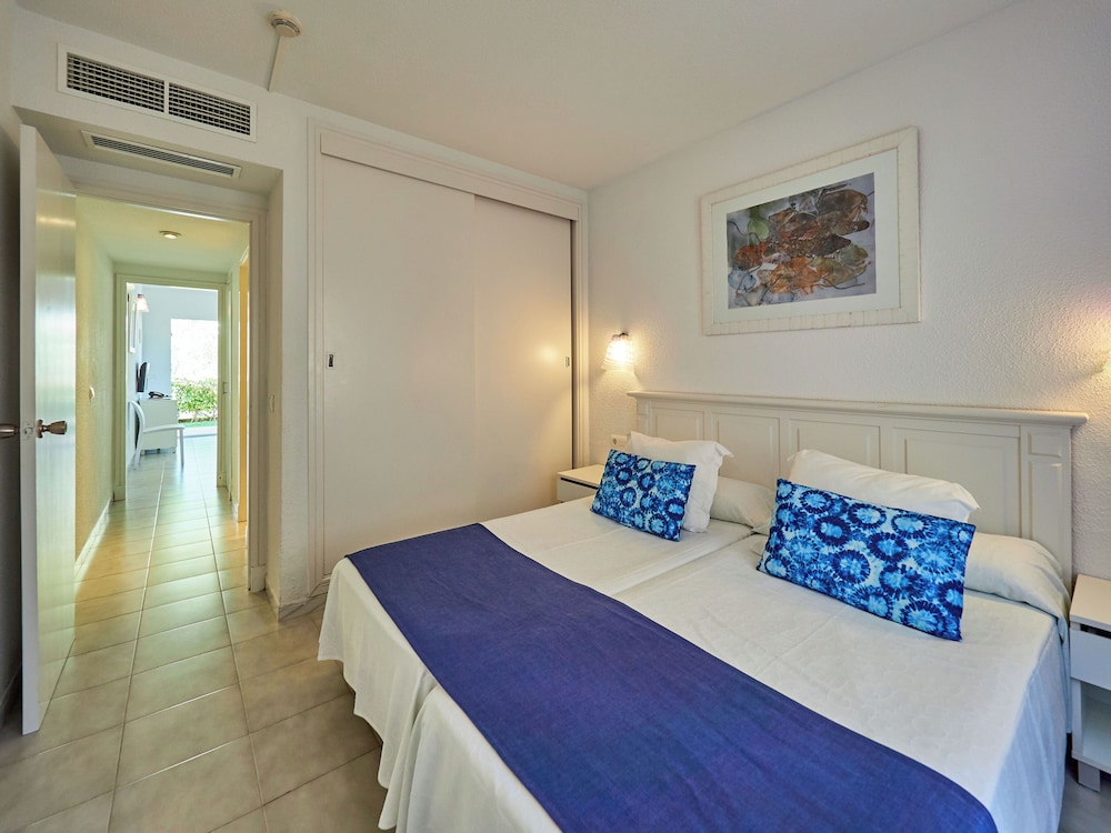 BQ Alcudia Sun Village - All Inclusive — Hotel rooms in Playa de Muro, Balearic Islands