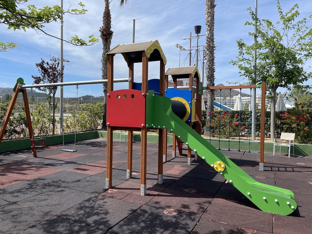 BQ Alcudia Sun Village - All Inclusive — Attractions for children in Playa de Muro, Balearic Islands