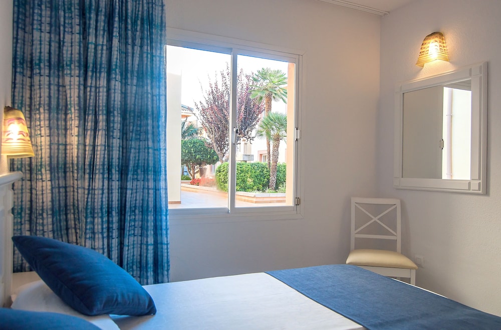 BQ Alcudia Sun Village - All Inclusive — Hotel rooms in Playa de Muro, Balearic Islands