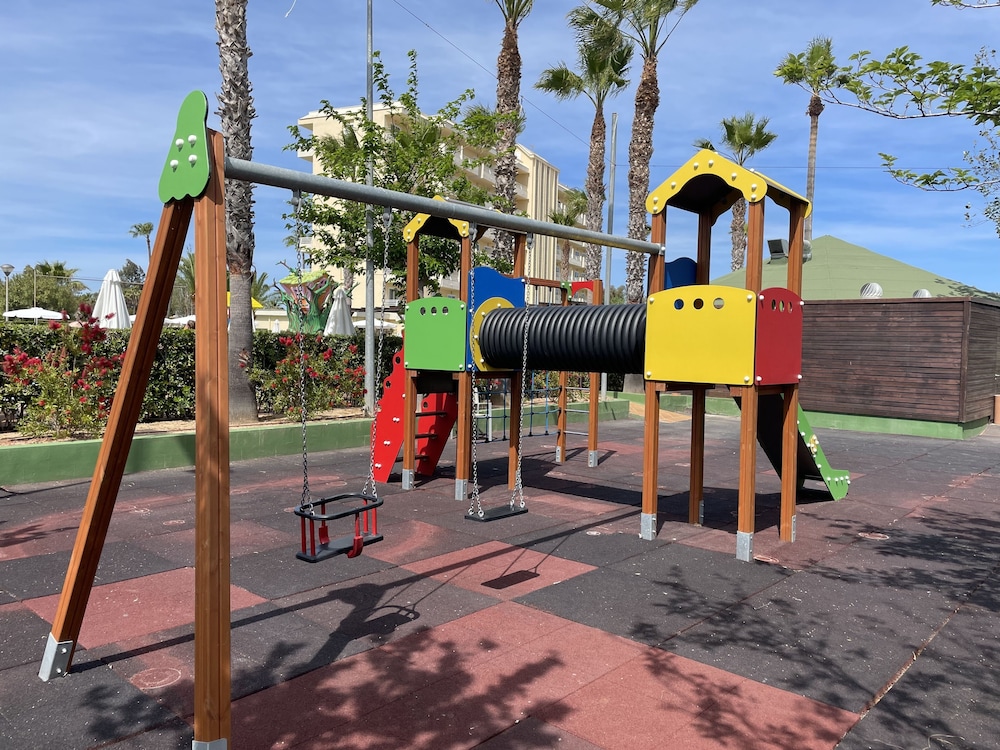 BQ Alcudia Sun Village - All Inclusive — Attractions for children in Playa de Muro, Balearic Islands