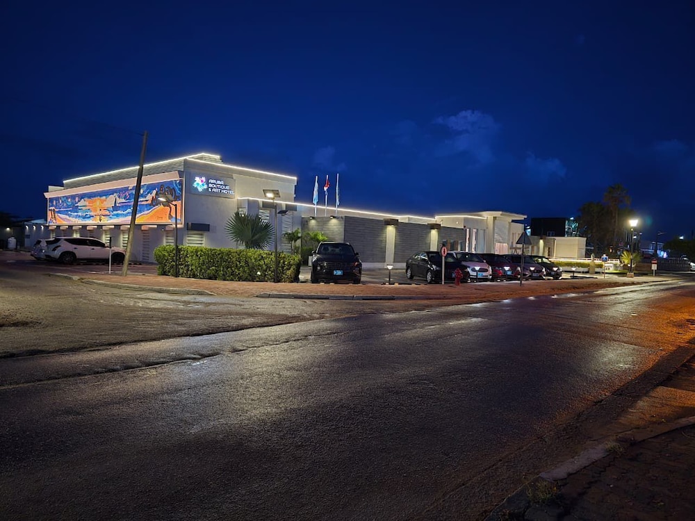 Aruba Boutique & Art Hotel, Adults Only — Hotel building in Noord, Aruba
