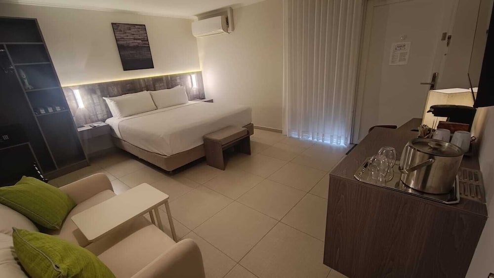 Aruba Boutique & Art Hotel, Adults Only — Hotel rooms in Noord, Aruba