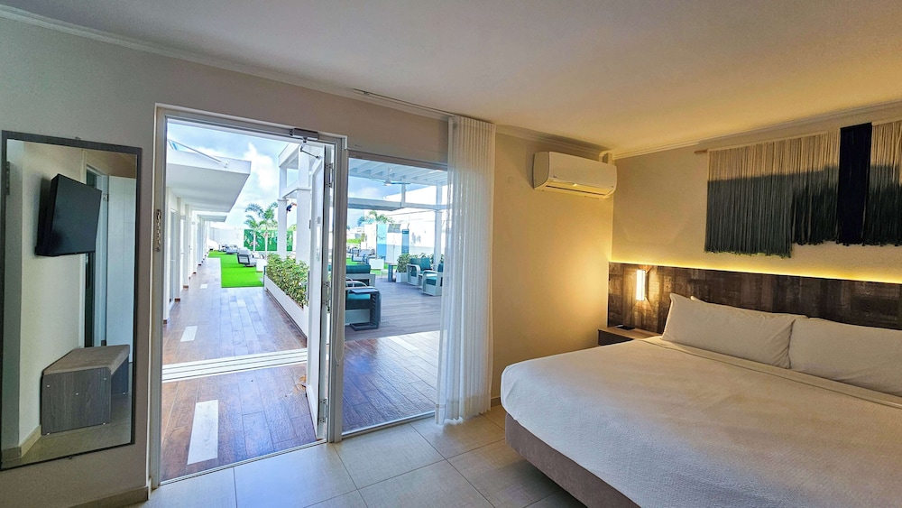 Aruba Boutique & Art Hotel, Adults Only — Hotel rooms in Noord, Aruba