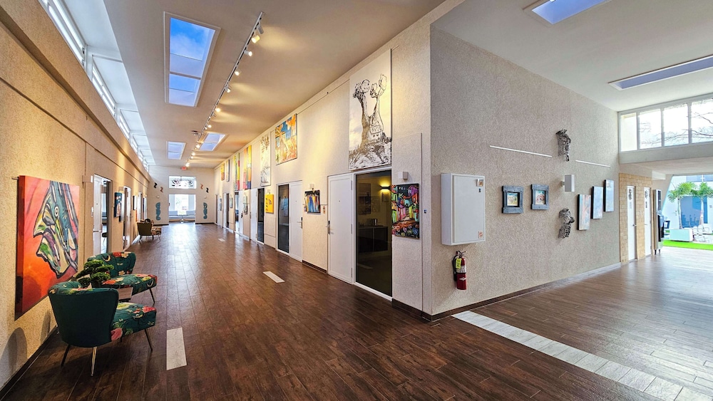 Aruba Boutique & Art Hotel, Adults Only — Hotel building in Noord, Aruba
