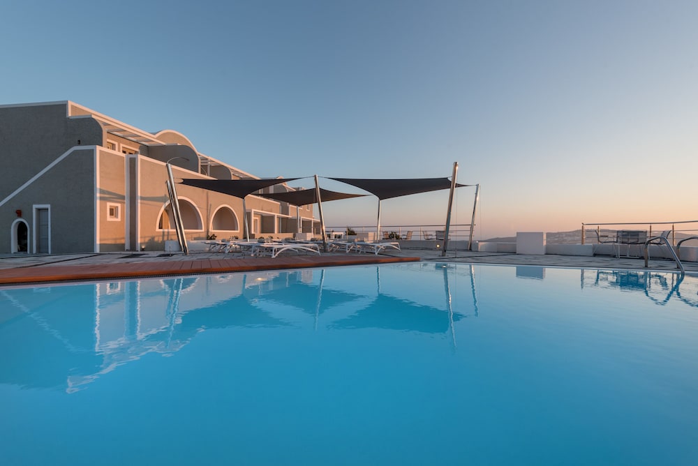 Caldera's Dolphin Suites — Main photo in Megalochori (Santorini), South Aegean