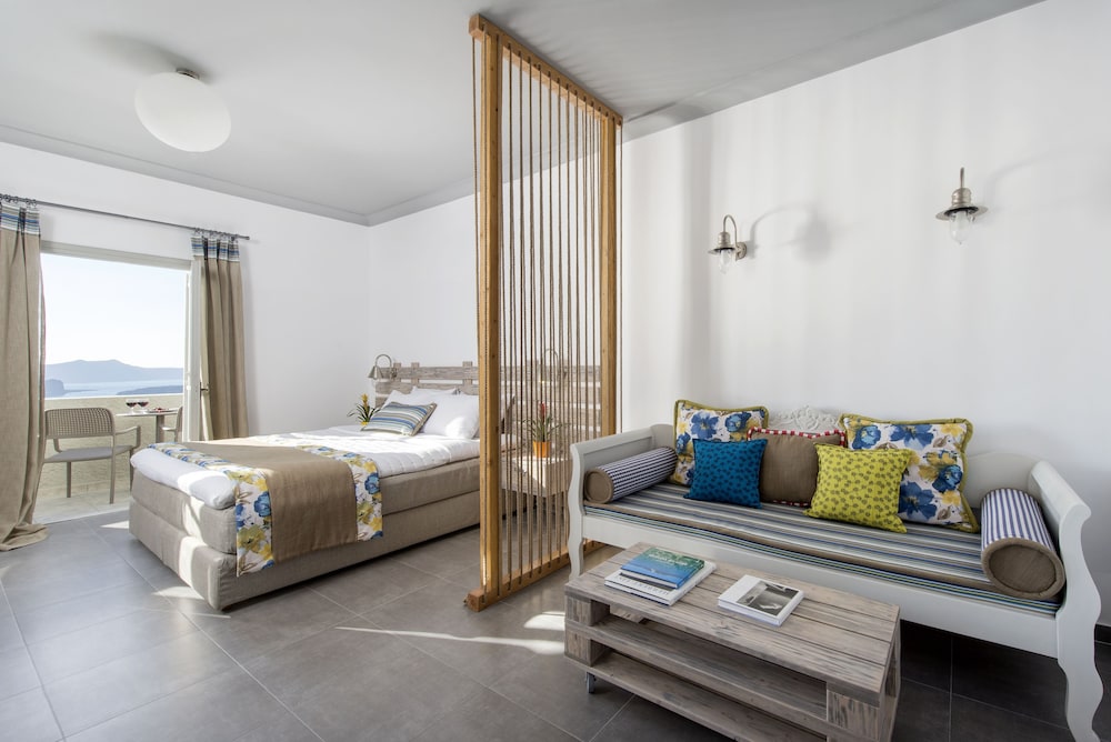 Caldera's Dolphin Suites — Hotel rooms in Megalochori (Santorini), South Aegean