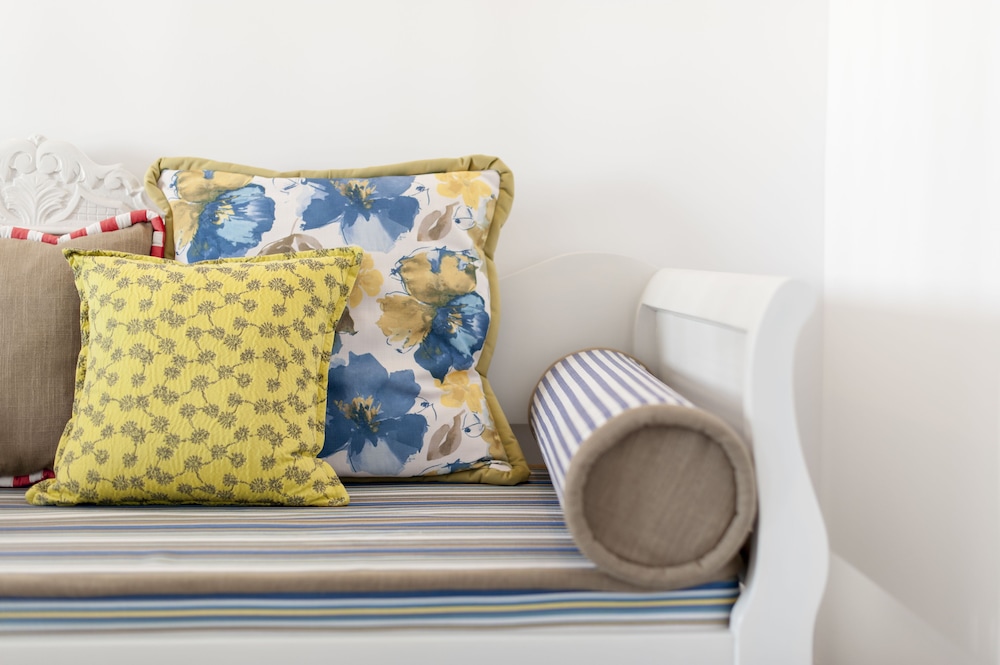Caldera's Dolphin Suites — Hotel rooms in Megalochori (Santorini), South Aegean