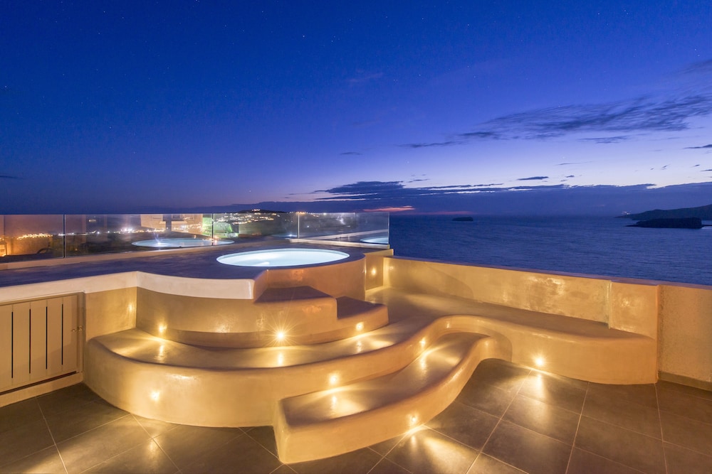 Caldera's Dolphin Suites — Spa in Megalochori (Santorini), South Aegean