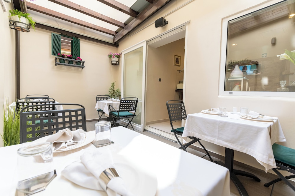 Heritage Hotel Antique Split — Restaurant & bars in Split, Split-Dalmatia