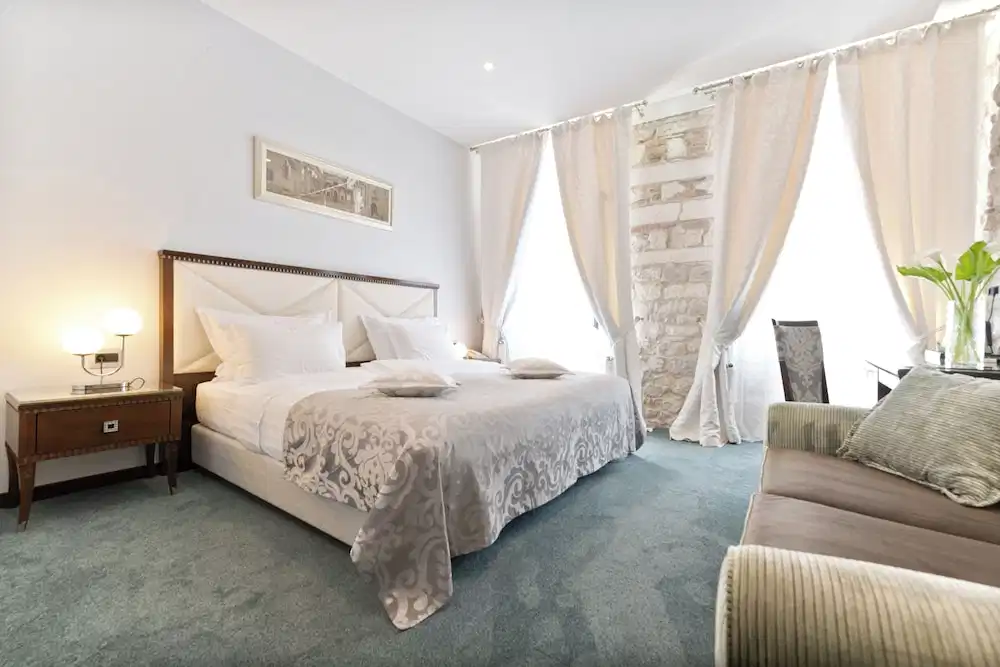 Heritage Hotel Antique Split — Hotel rooms in Split, Split-Dalmatia