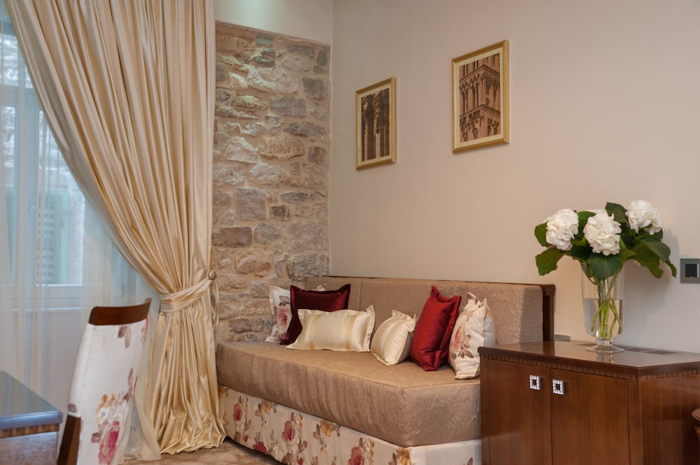 Heritage Hotel Antique Split — Hotel rooms in Split, Split-Dalmatia