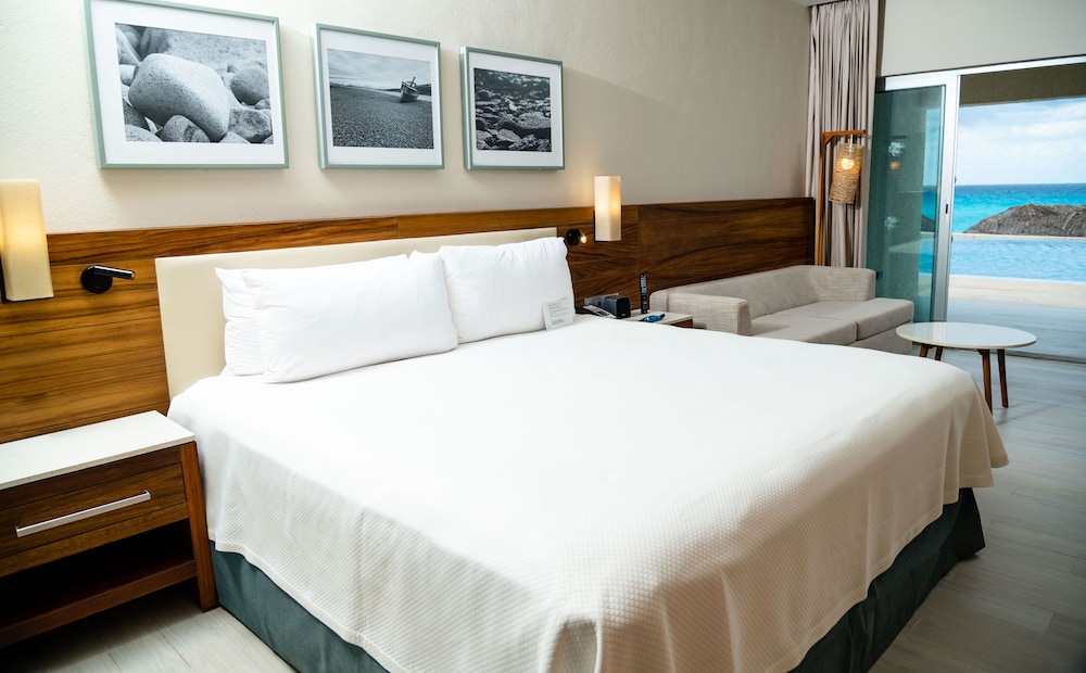 Emporio Cancun Optional All Inclusive — Hotel rooms in Cancun, Quintana Roo