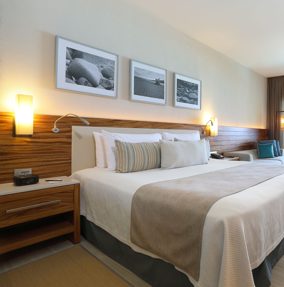 Emporio Cancun Optional All Inclusive — Hotel rooms in Cancun, Quintana Roo