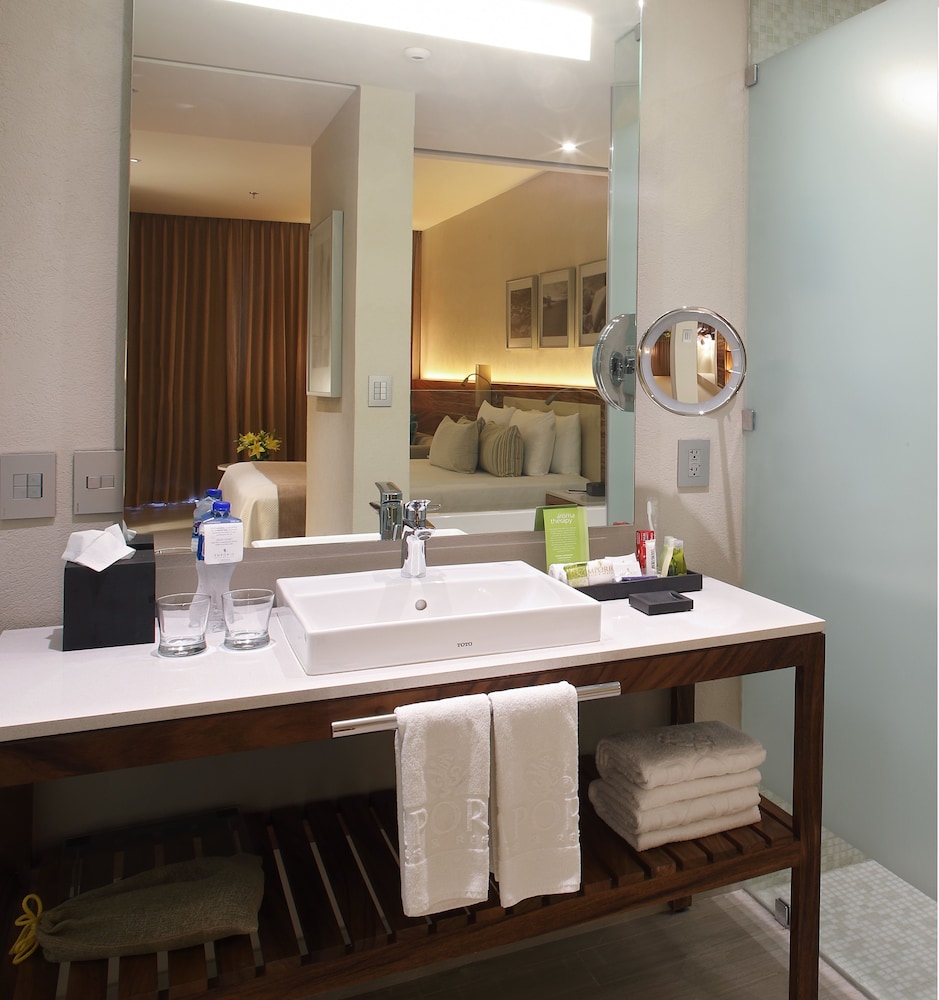 Emporio Cancun Optional All Inclusive — Hotel rooms in Cancun, Quintana Roo