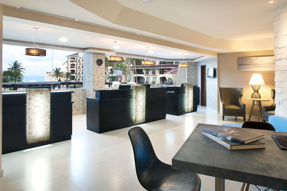 Emporio Cancun Optional All Inclusive — Hotel building in Cancun, Quintana Roo