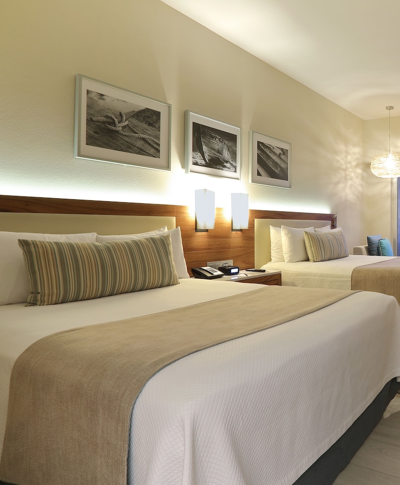 Emporio Cancun Optional All Inclusive — Hotel rooms in Cancun, Quintana Roo
