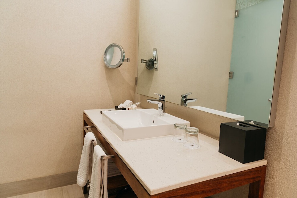 Emporio Cancun Optional All Inclusive — Hotel rooms in Cancun, Quintana Roo
