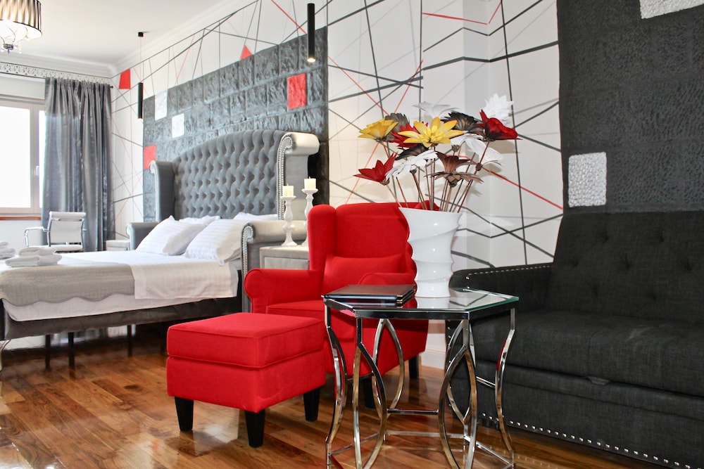 Galeria Valeria Seaside Downtown - MAG Quaint & Elegant Boutique Hotel — Hotel rooms in Split, Split-Dalmatia