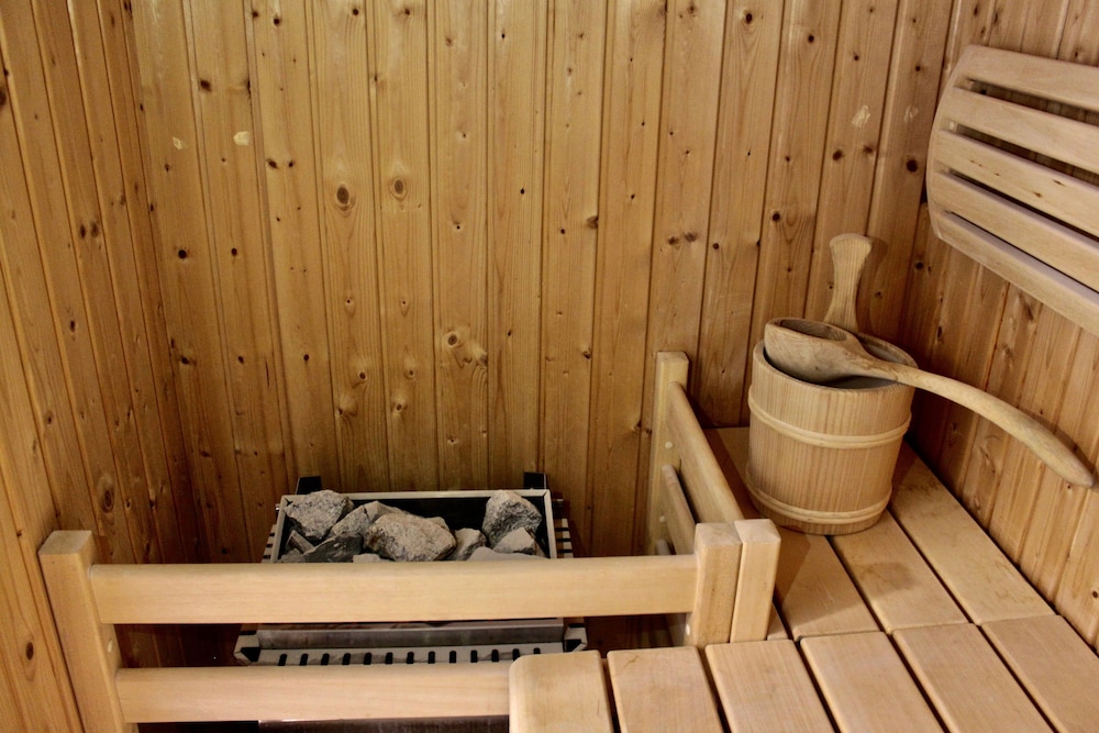 Galeria Valeria Seaside Downtown - MAG Quaint & Elegant Boutique Hotel — Spa in Split, Split-Dalmatia