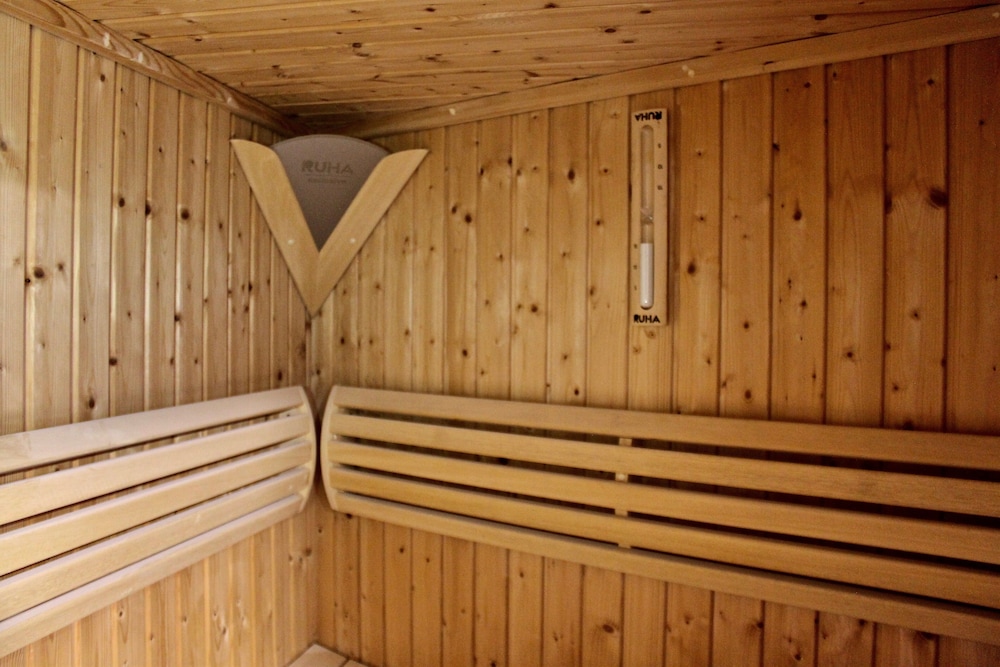 Galeria Valeria Seaside Downtown - MAG Quaint & Elegant Boutique Hotel — Spa in Split, Split-Dalmatia