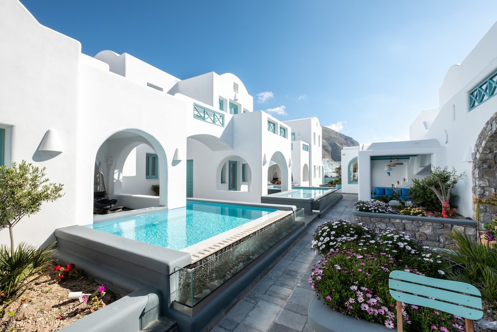 Anastasia Princess Luxury Beach Residence, Adults Only — Swimming pool in Perissa, South Aegean