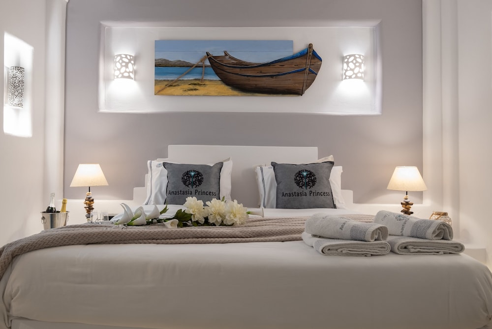 Anastasia Princess Luxury Beach Residence, Adults Only — Hotel rooms in Perissa, South Aegean