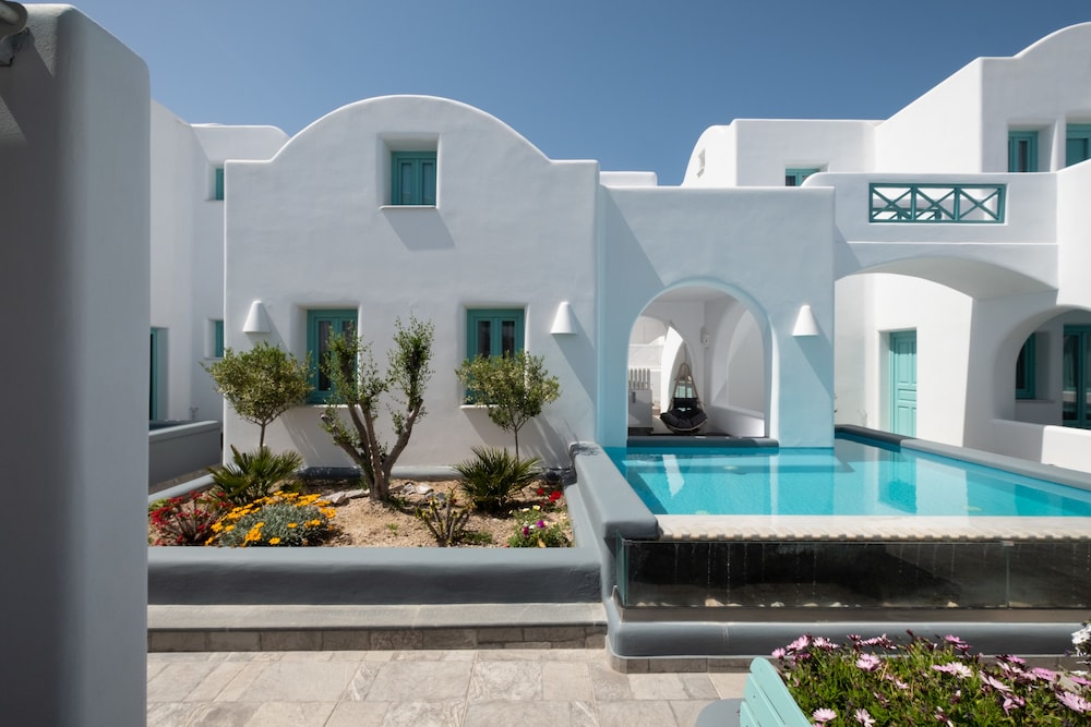 Anastasia Princess Luxury Beach Residence, Adults Only — Swimming pool in Perissa, South Aegean