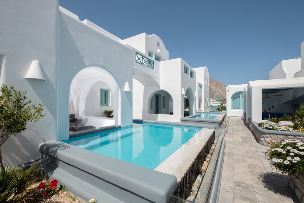 Anastasia Princess Luxury Beach Residence, Adults Only — Swimming pool in Perissa, South Aegean