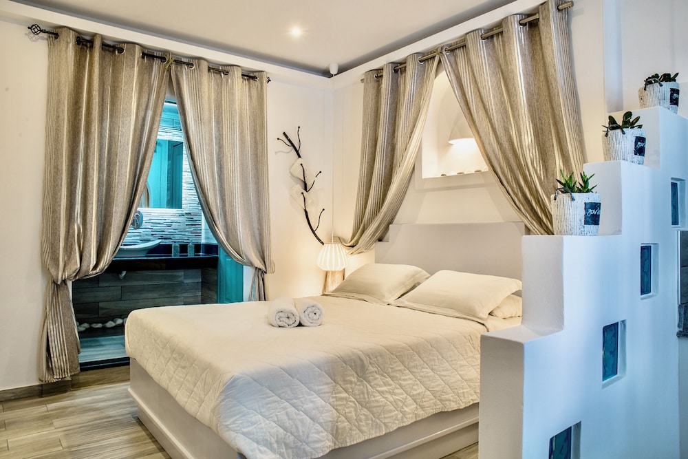 Anastasia Princess Luxury Beach Residence, Adults Only — Hotel rooms in Perissa, South Aegean