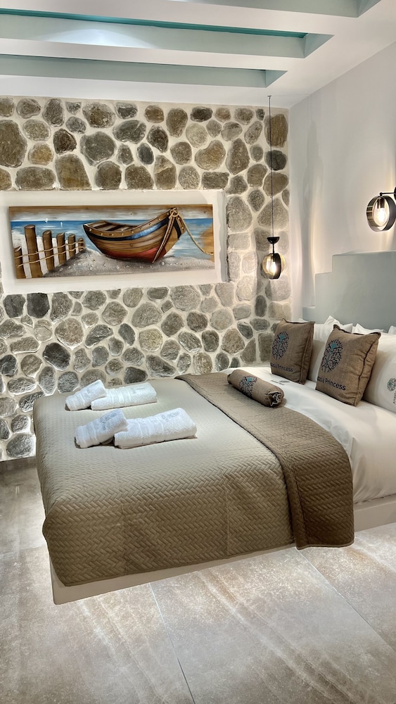 Anastasia Princess Luxury Beach Residence, Adults Only — Hotel rooms in Perissa, South Aegean