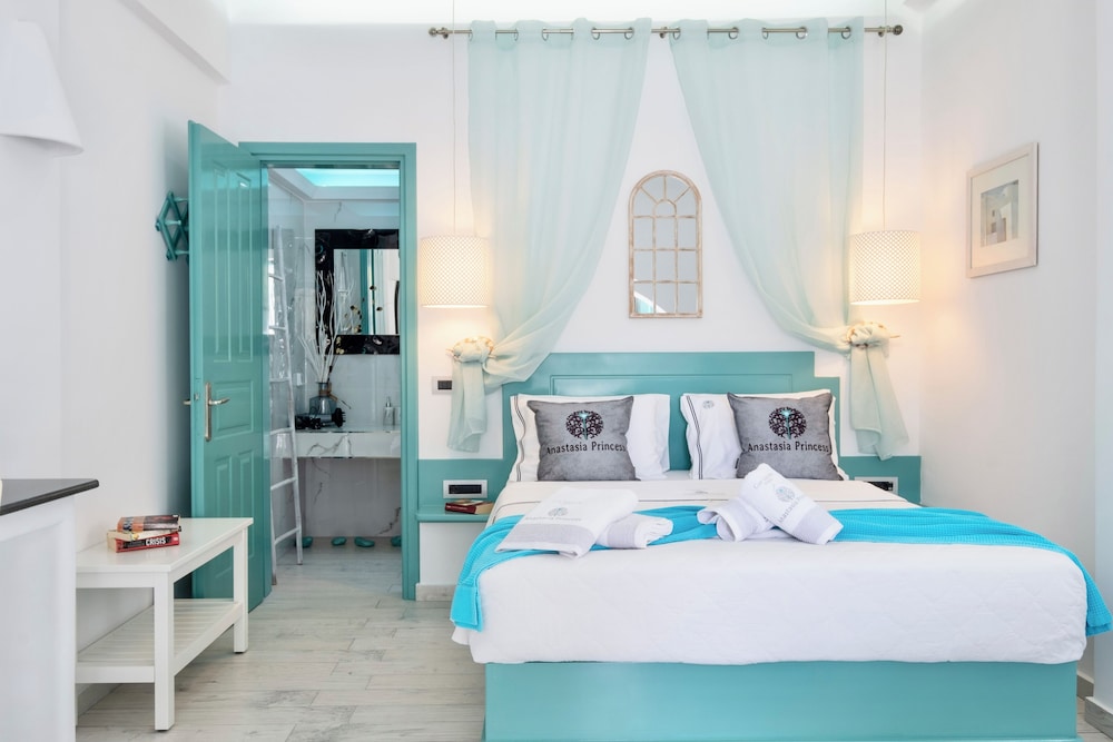 Anastasia Princess Luxury Beach Residence, Adults Only — Hotel rooms in Perissa, South Aegean