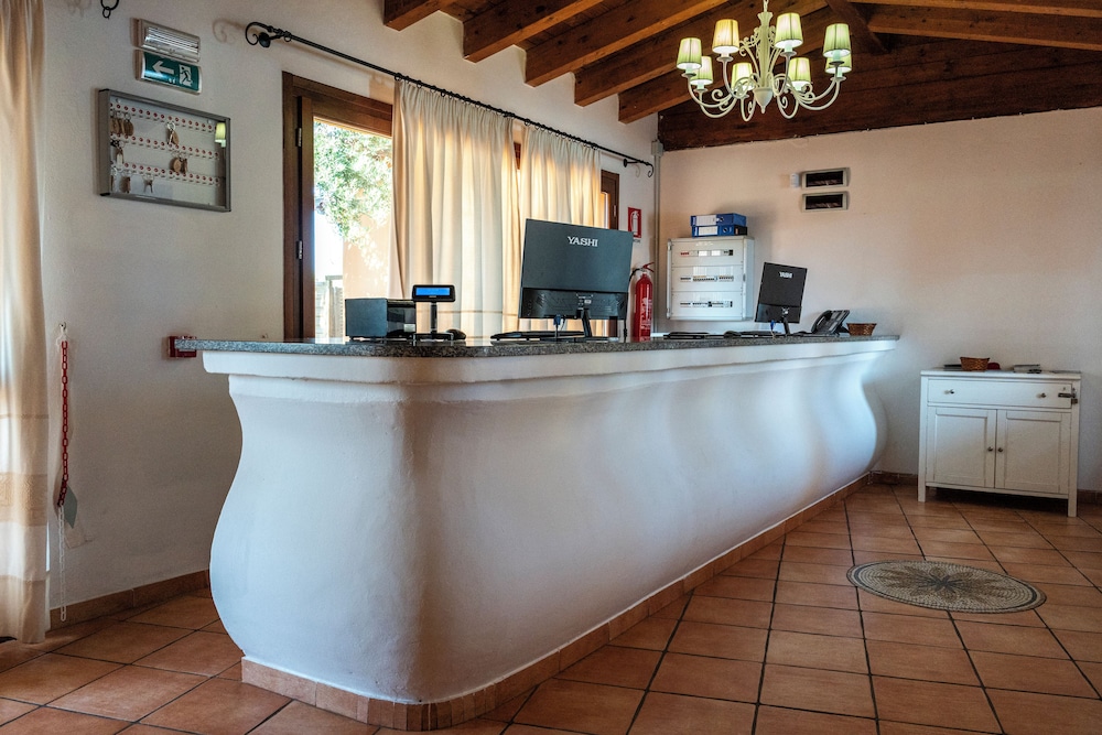 Residence Baia dei Mirti — Hotel building in Aglientu, Sardinia