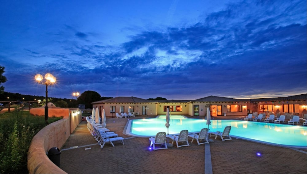 Residence Baia dei Mirti — Swimming pool in Aglientu, Sardinia