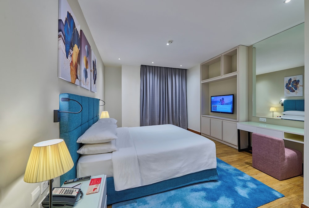 Ramada Hotel and Suites by Wyndham Dubai JBR — Hotel rooms in Dubai