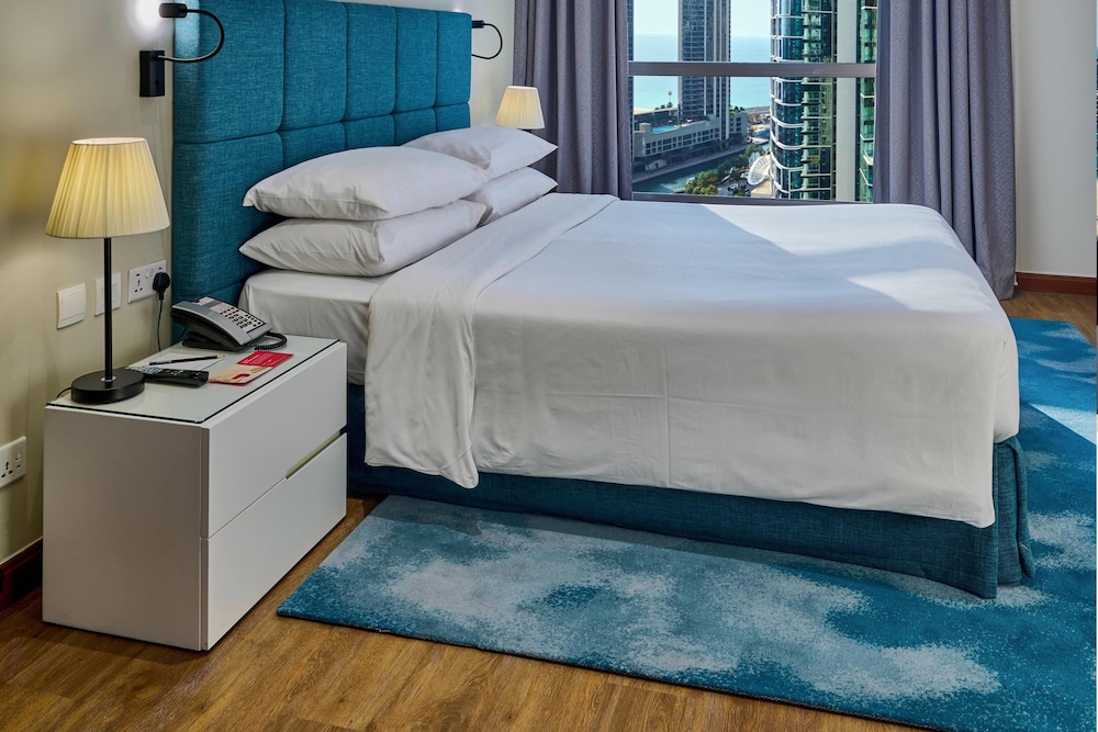 Ramada Hotel and Suites by Wyndham Dubai JBR — Hotel rooms in Dubai