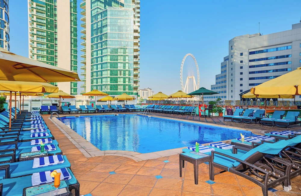 Ramada Hotel and Suites by Wyndham Dubai JBR - zdjęcie 2