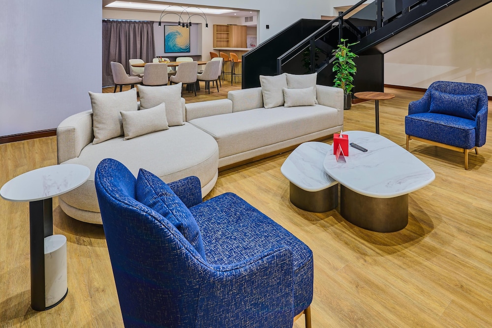Ramada Hotel and Suites by Wyndham Dubai JBR — Restaurant & bars in Dubai
