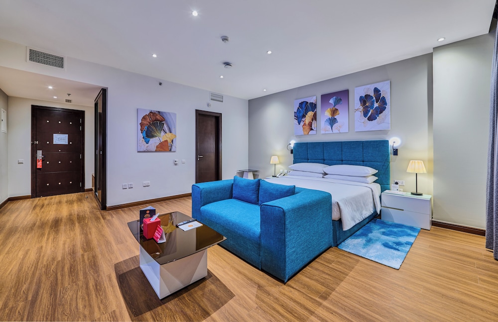 Ramada Hotel and Suites by Wyndham Dubai JBR — Hotel rooms in Dubai