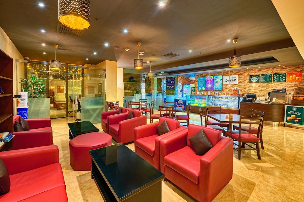 Ramada Hotel and Suites by Wyndham Dubai JBR — Restaurant & bars in Dubai