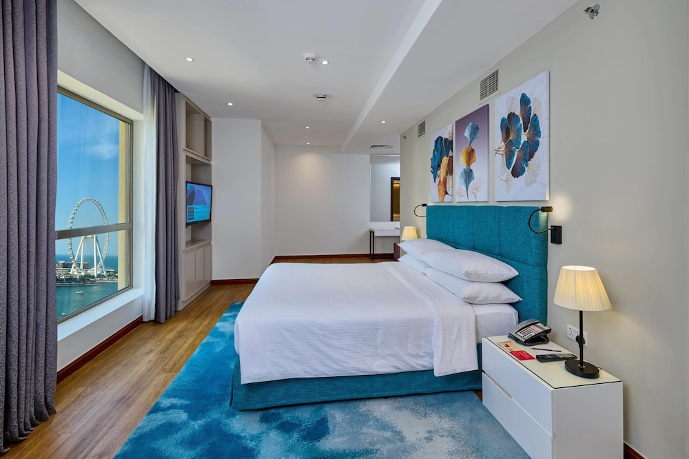 Ramada Hotel and Suites by Wyndham Dubai JBR — Hotel rooms in Dubai
