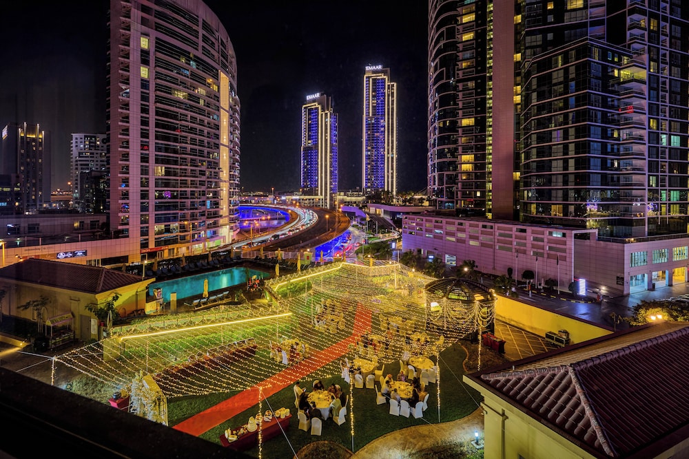 Ramada Hotel and Suites by Wyndham Dubai JBR — Attractions in the area in Dubai