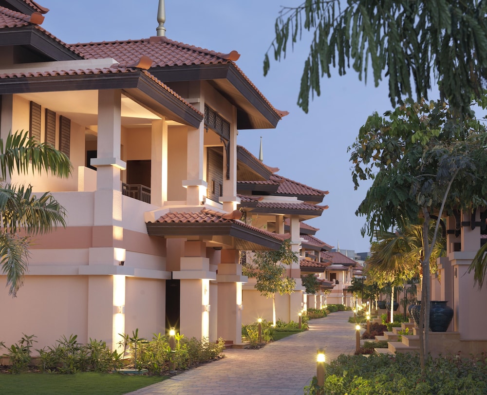 Anantara The Palm Dubai Resort — Hotel building in Dubai