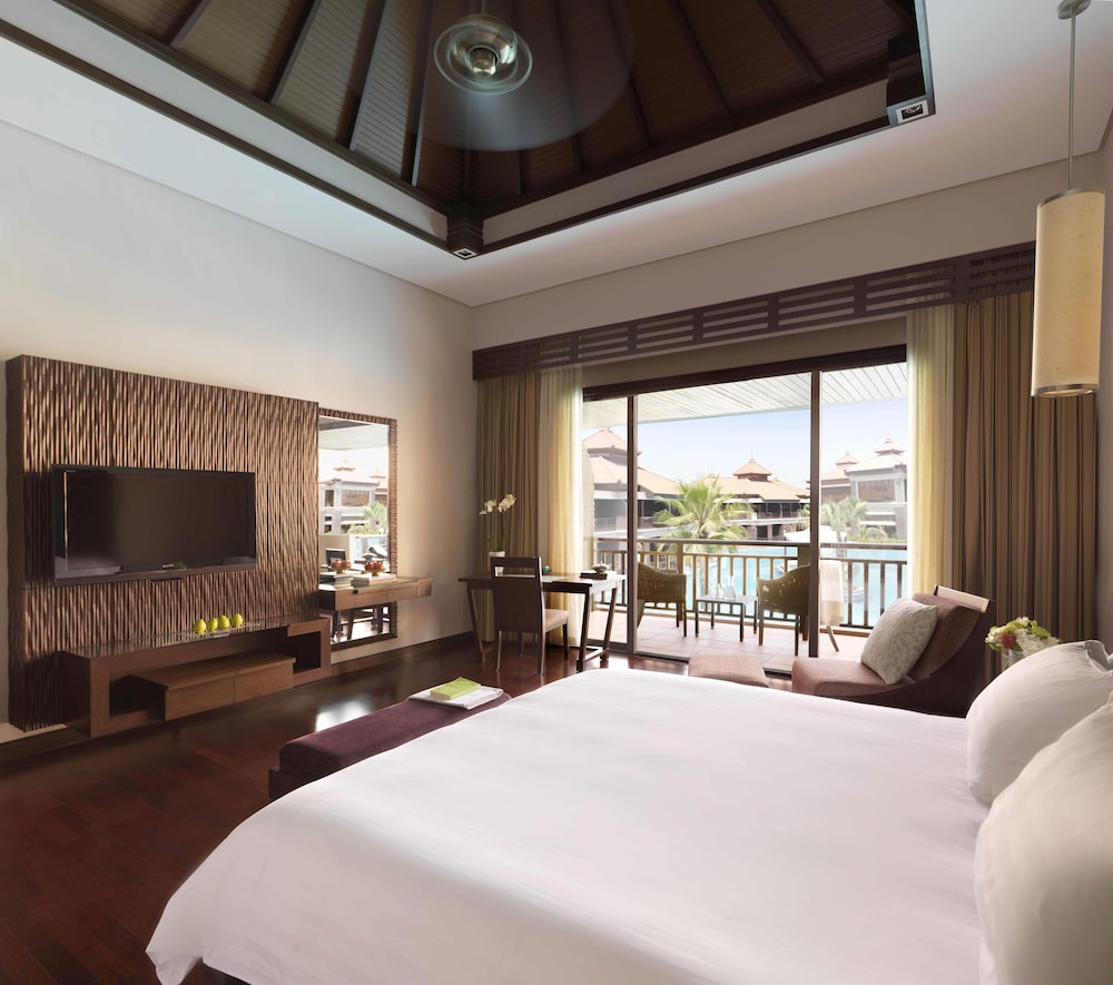 Anantara The Palm Dubai Resort — Hotel rooms in Dubai