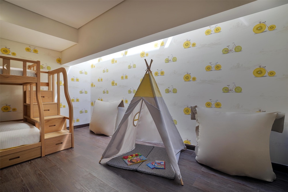 Anantara The Palm Dubai Resort — Attractions for children in Dubai